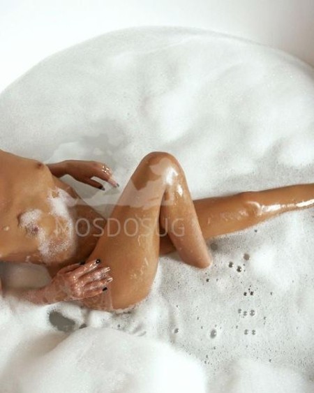 Проститутка Моника